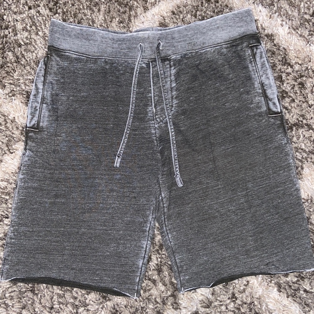 Men’s True Religion sweat-shorts